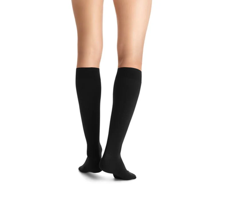 PR/1 JOBST OPAQUE WOMEN, KNEE HIGH, 15-20MMHG, XL, CLASSIC BLACK, CLOSED TOE. - Image 2