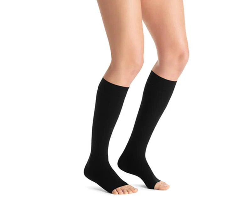 PR/1 JOBST OPAQUE WOMEN, KNEE HIGH, 20-30MMHG, MD, CLASSIC BLACK, OPEN TOE