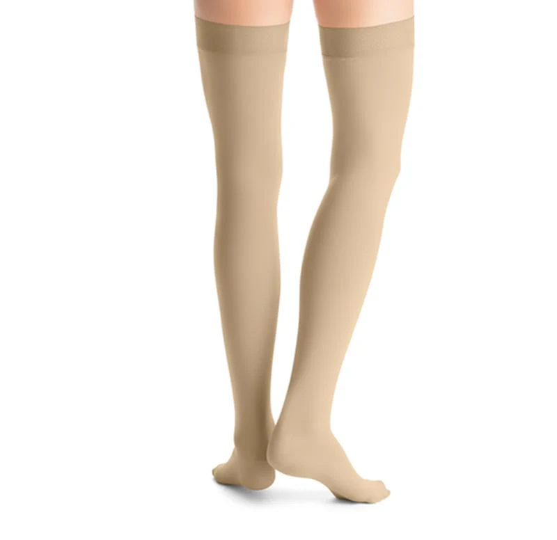 PR/1 JOBST OPAQUE WOMEN, THIGH HIGH PETITE W/SIL DOT BAND, 20-30MMHG, XL, NATURAL, CLOSED TOE - Image 2