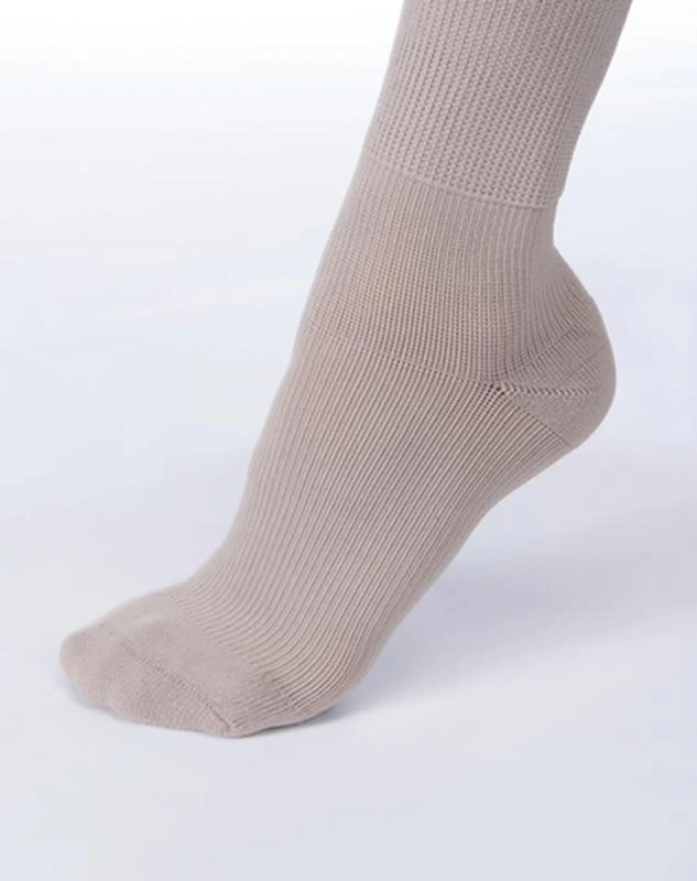 BX/1 JOBST FARROWHYBRID ADI READY-TO-WEAR KNEE HIGH LINERFOOT COMPRESSION , 20-30 MMHG, MEDIUM WIDE, TAUPE - Image 2